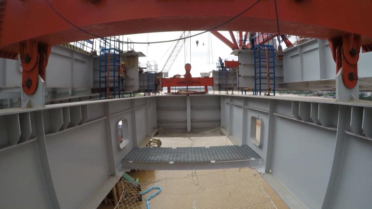 Video thumbnail for China: New bridge connected in south China's Guangdong Province.