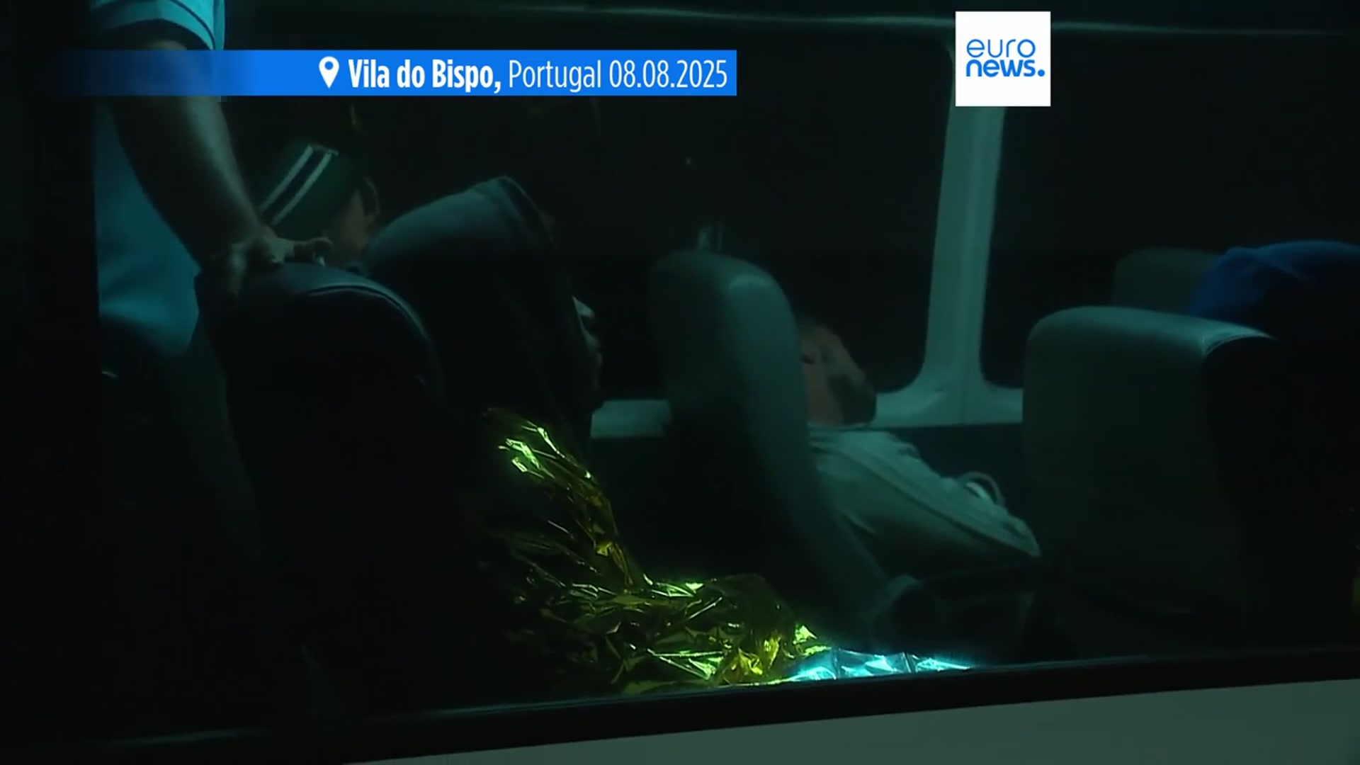 'Video thumbnail for Portuguese court ruling: Migrants who arrived by boat in the Algarve to be extradited'
