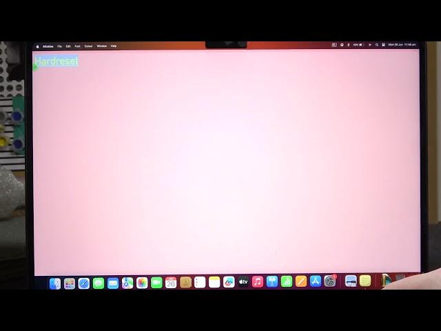 Video thumbnail for How To Change Font Size On Sticky Notes On Macbook Air M2 2023