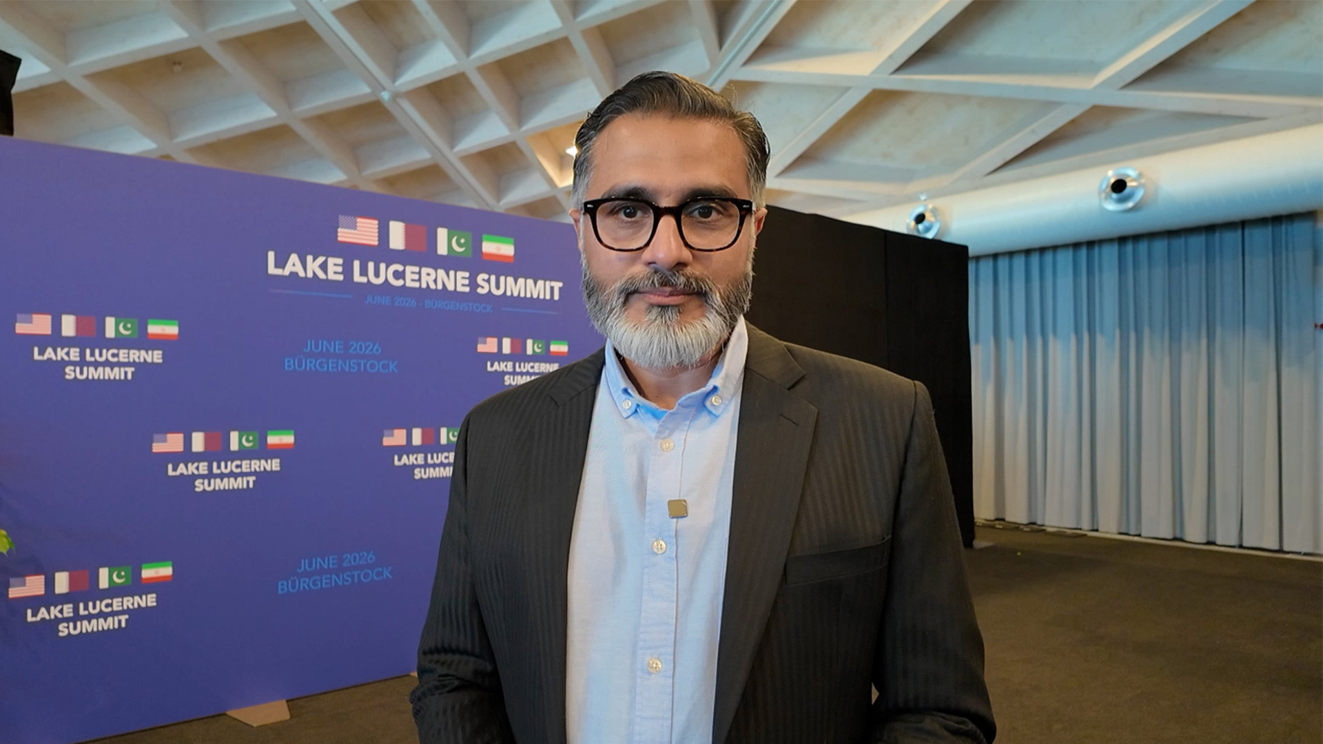 Video thumbnail for US and Iran face make-or-break talks in Switzerland