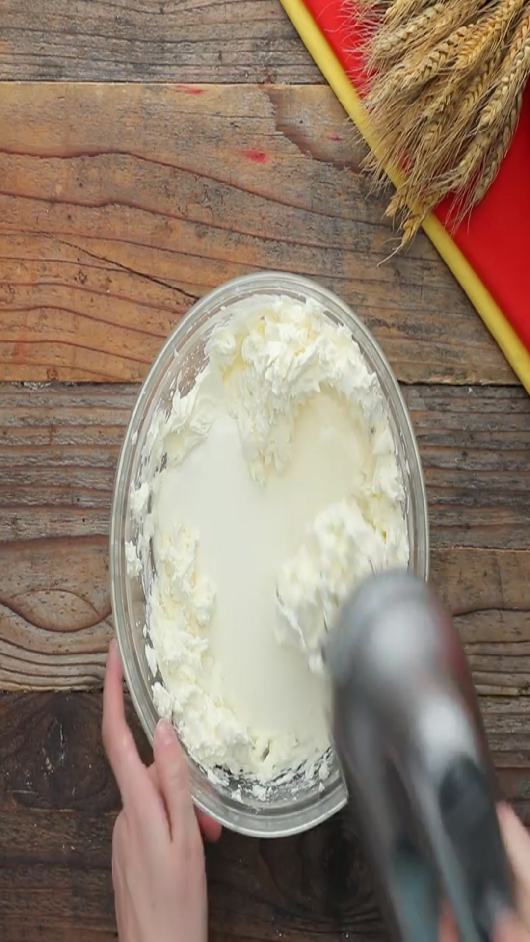 Video thumbnail for No-Bake Chocolate Peanut Butter Cheesecake Bars(720P_HD)