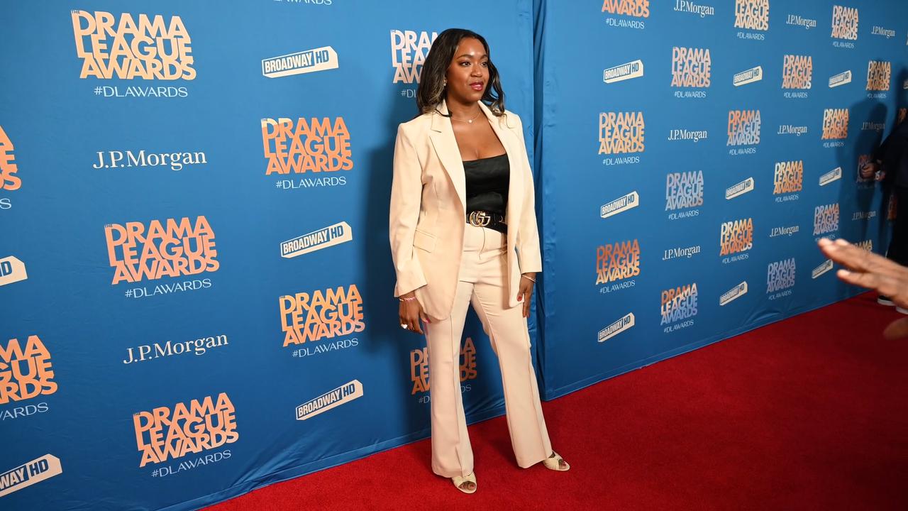 Video thumbnail for NY: 92nd Annual Drama League Awards - Arrivals 13.