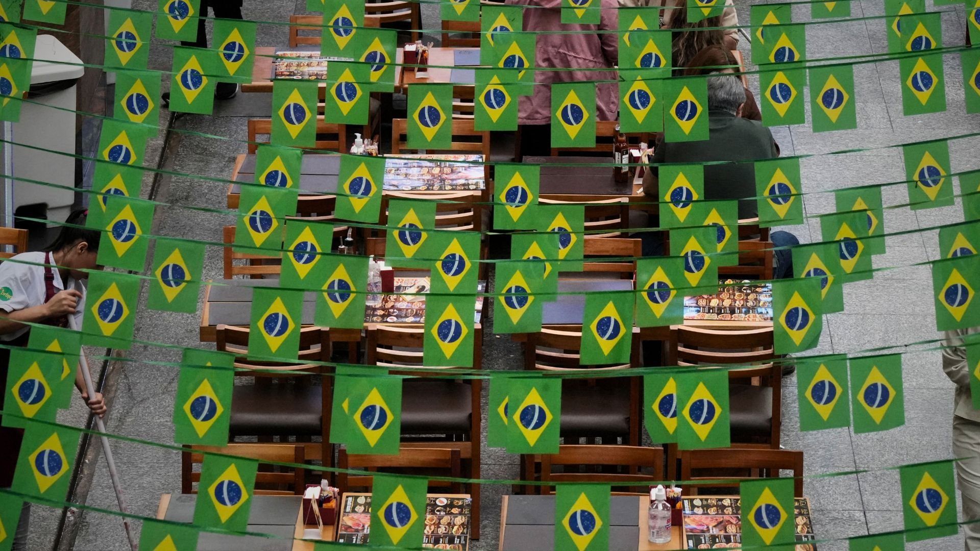 Video thumbnail for Brazil’s split reality: Record low unemployment, record high debt