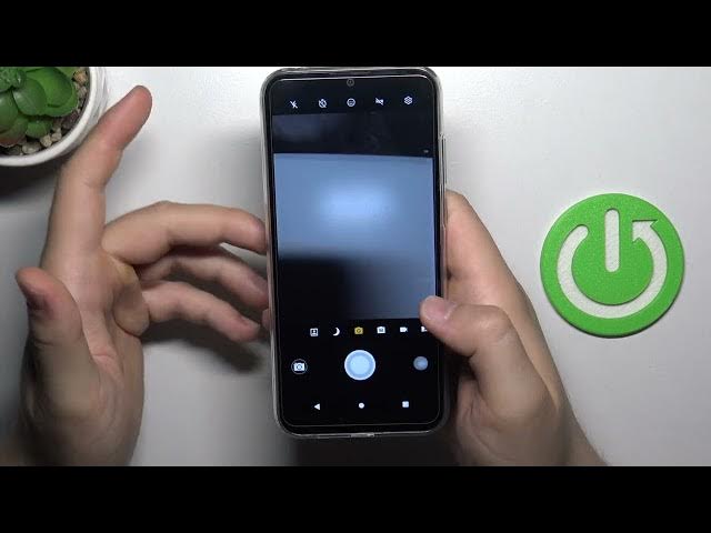 Video thumbnail for Camera Tips & Tricks for MOTOROLA Moto E6i - Manage Camera Settings