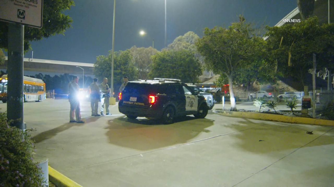 Video thumbnail for US, Los Angeles: Vermont Vista Motorcyclist Dead After Fatal Fall From 105 Fwy Trans Road.