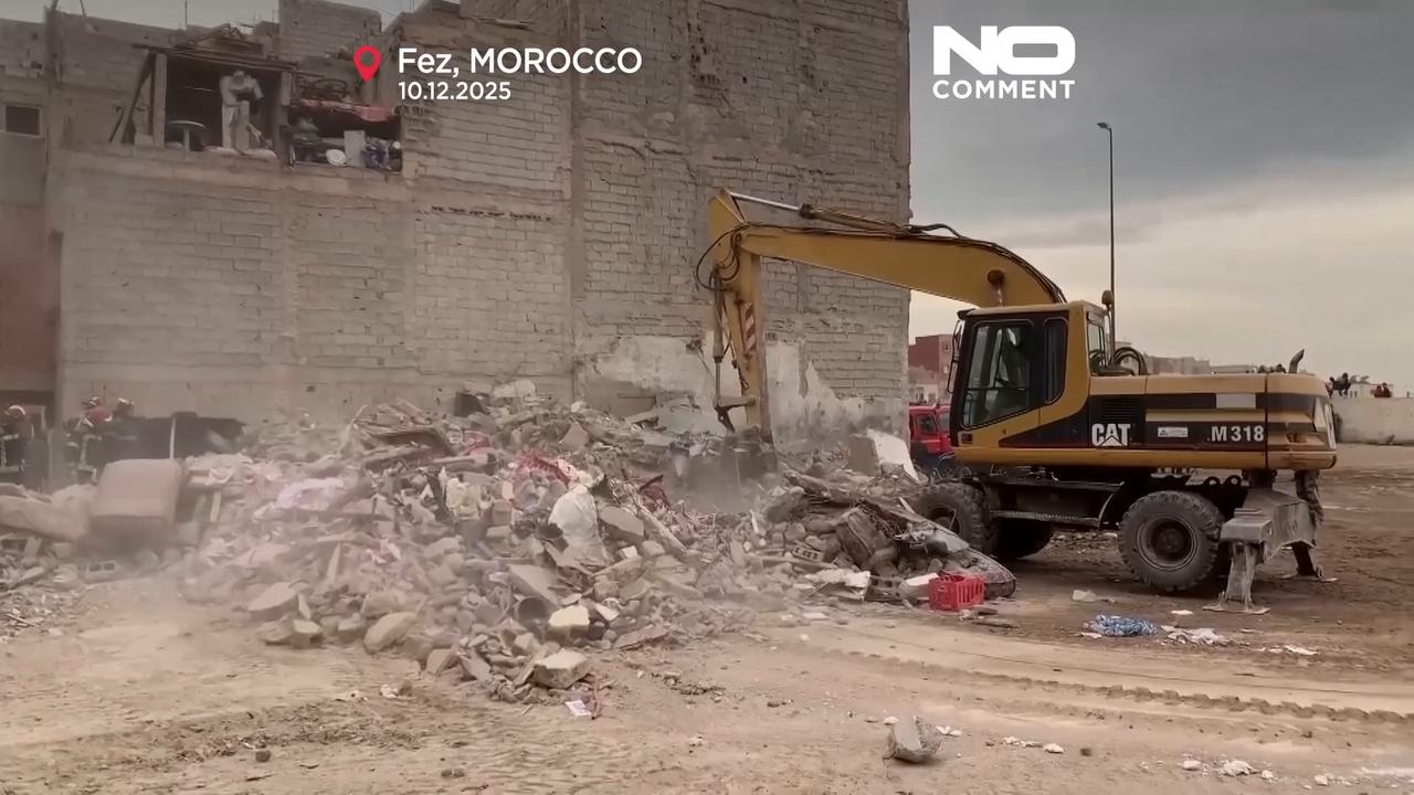 Video thumbnail for Fez building collapse kills 19, injures 16 as Morocco launches investigation