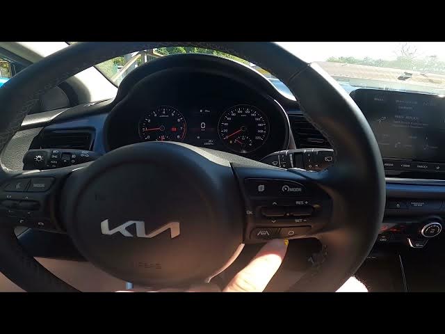 Video thumbnail for How to Enable or Disable Lane Assistant in Kia Rio IV ( 2017 – now ) - Use Lane Assistant