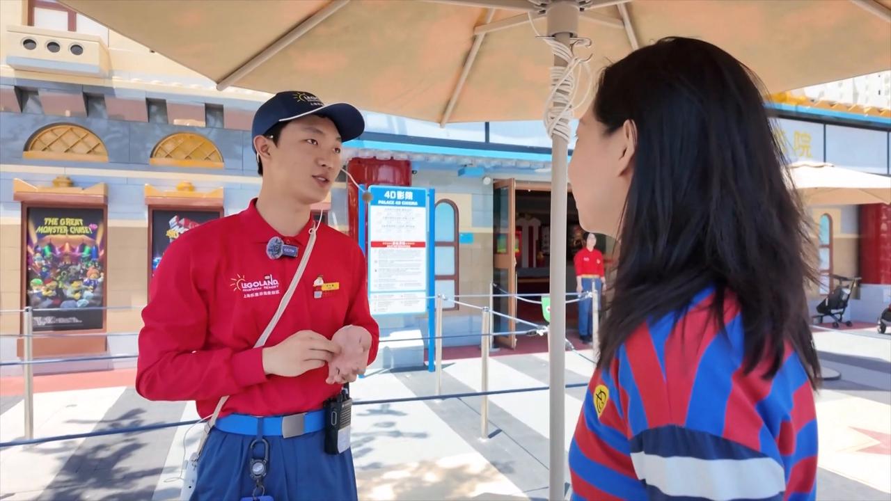 Video thumbnail for China: Legoland Shanghai builds modern fun out of Chinese classics.