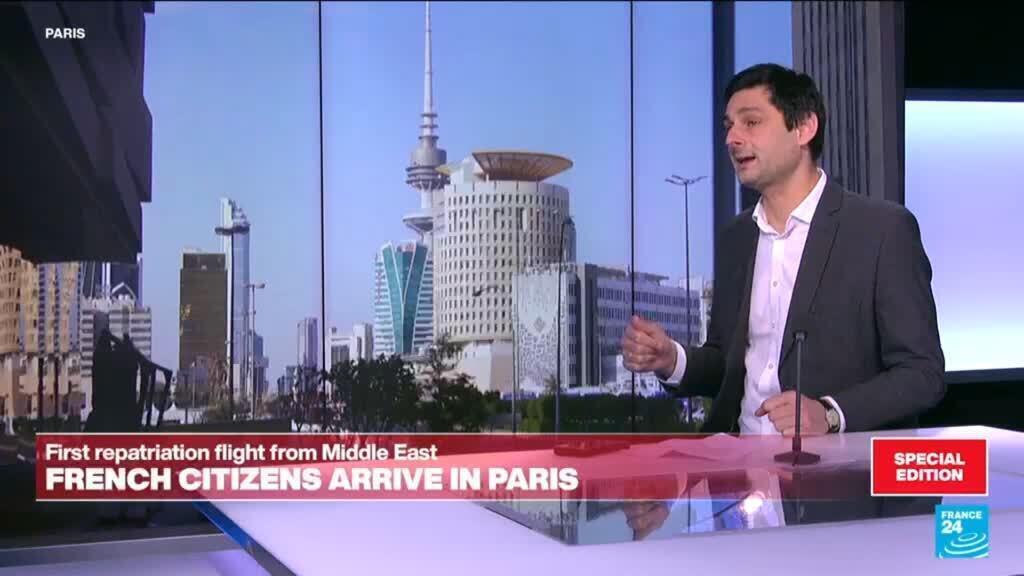 Video thumbnail for First French repatriation flight lands in Paris from the Middle East