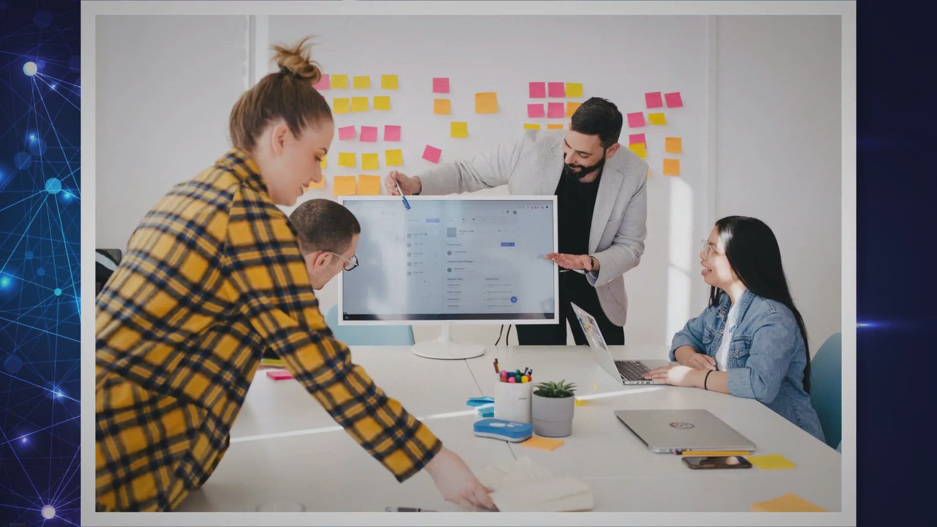 Video thumbnail for Deciding What Type of Online Business to Start: 4 Major Factors