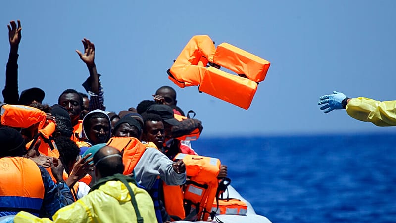 Video thumbnail for Boat capsize off Libya highlights deadly Mediterranean migration route