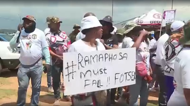 Video thumbnail for South Africa: Arrests as Operation Dudula protesters clash with police