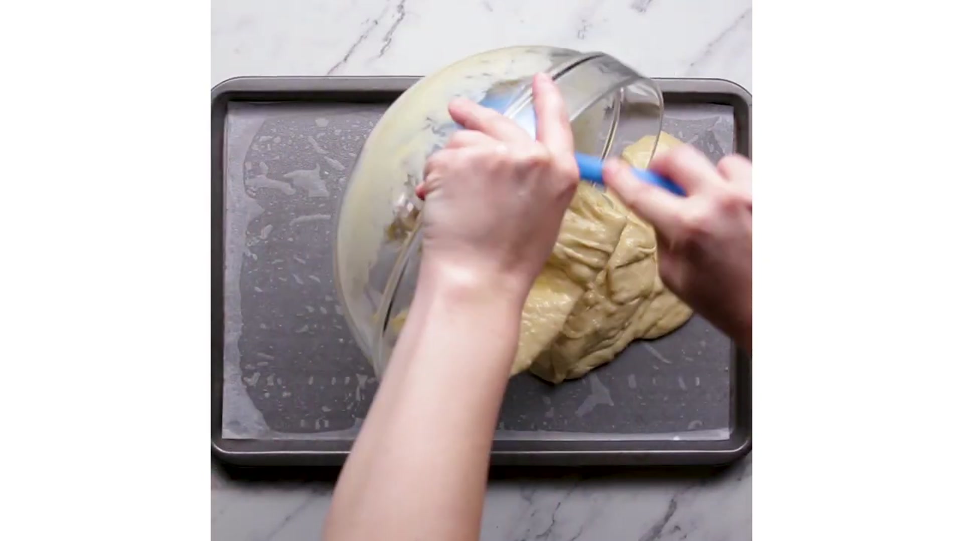 Video thumbnail for Banana Bread Chocolate Cheesecake Swiss Roll(720P_HD)