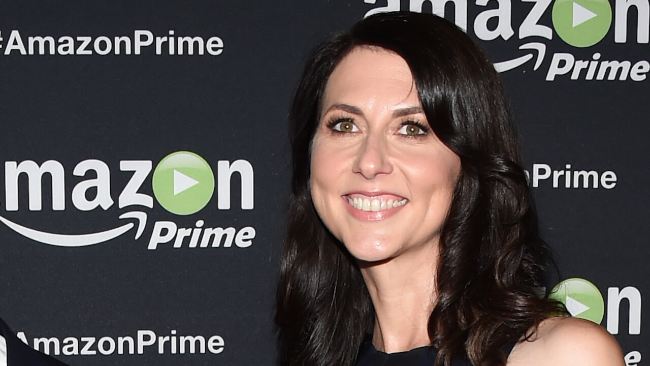 Video thumbnail for MacKenzie Scott’s $26 billion philanthropy playbook