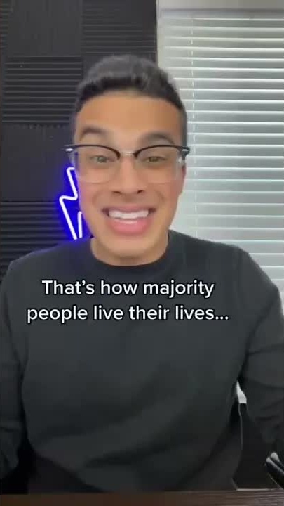 Video thumbnail for apple crider: monopoly game and investing lessons