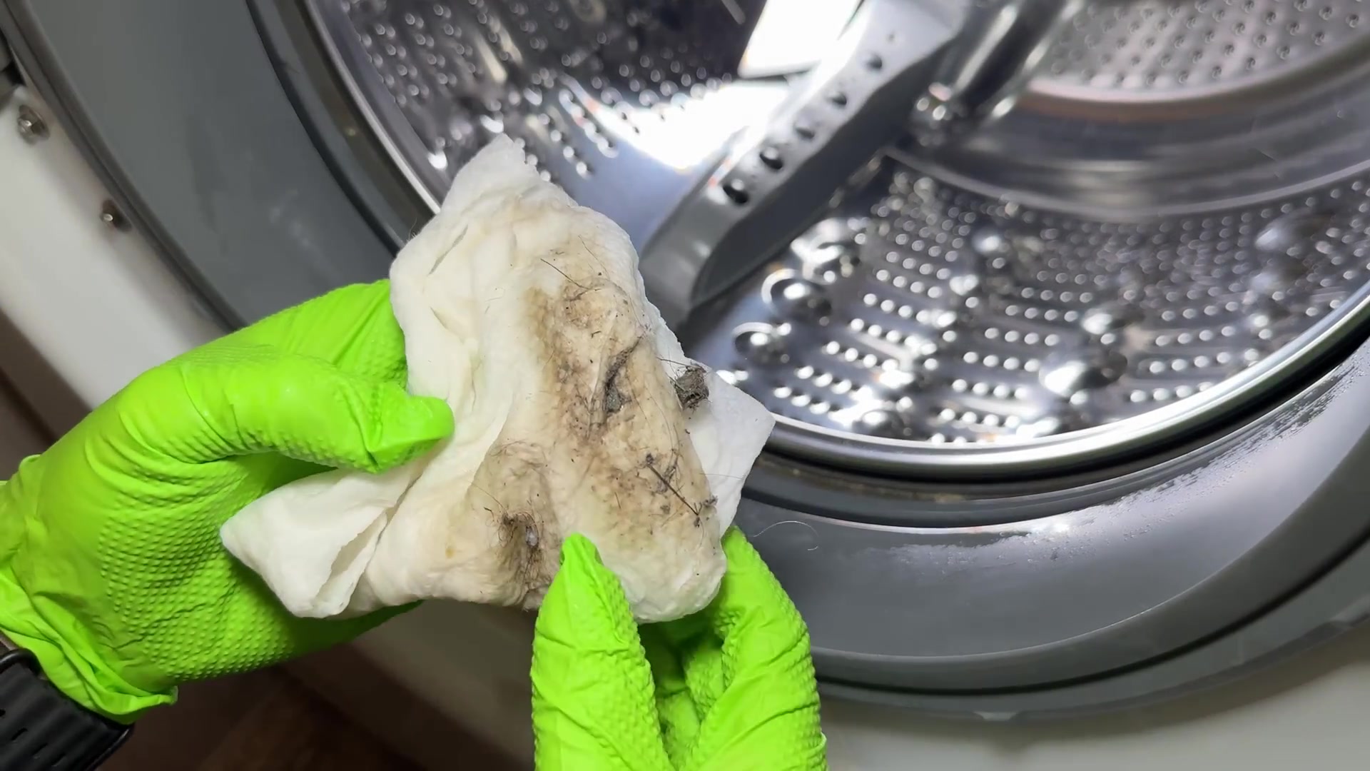 Video thumbnail for 20.The Best Way to Clean Your Front-Load Washer Rubber Gasket! (1080p 60fps)