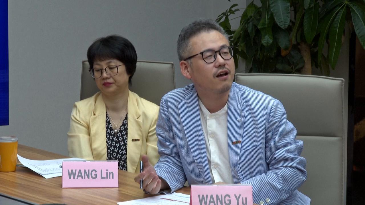 Video thumbnail for China: CCTV Video News Agency hosts AI media service platform workshop for African partners.