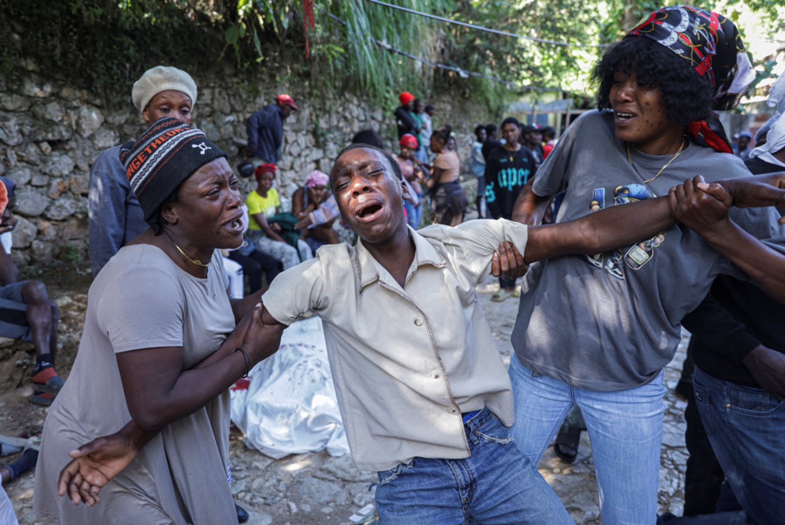 Video thumbnail for Brutal gang attack on strategic Haiti hillside leaves at least 30 dead