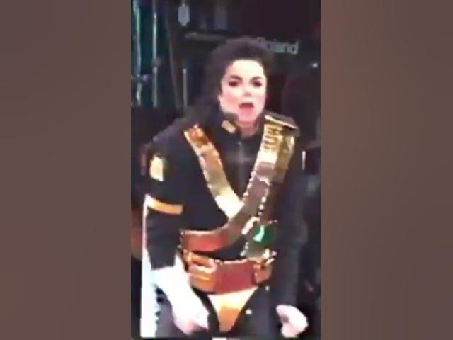 Video thumbnail for MICHAEL JACKSON LIVE BEUNO AIRES ARGENTINA 12th October 1993