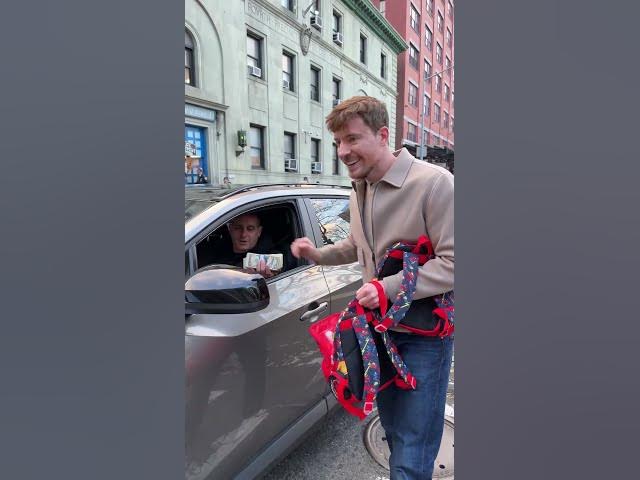 Video thumbnail for I paid everyone stuck in traffic 🚦