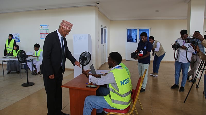 Video thumbnail for Somalia announces parliamentary and presidential elections for 2027