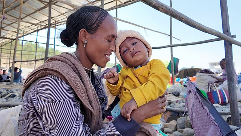 Video thumbnail for Renewed violence in Ethiopia's Tigray leaves dozens of children wounded
