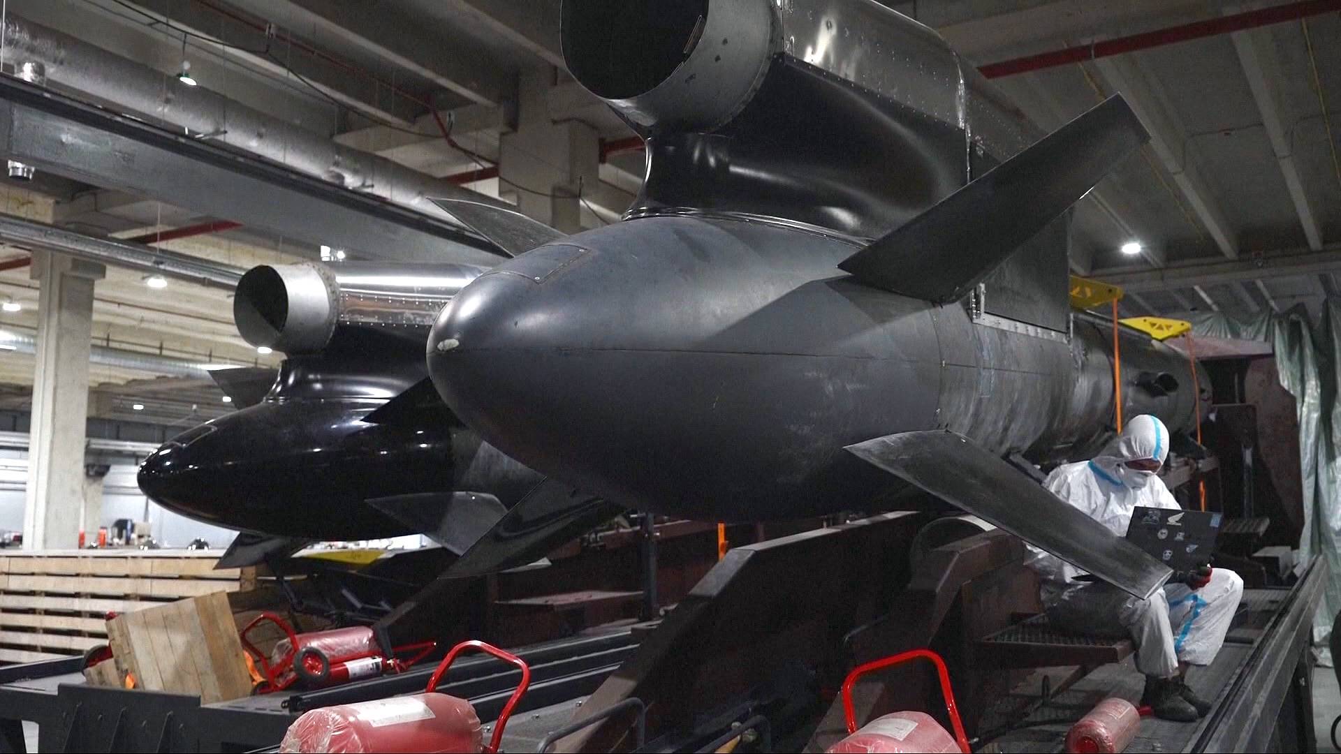 'Video thumbnail for Ukraine war: Kyiv boosts long-range missile production'