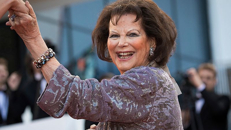 Video thumbnail for Claudia Cardinale, star of '8½' and 'The Leopard,' dies at 87