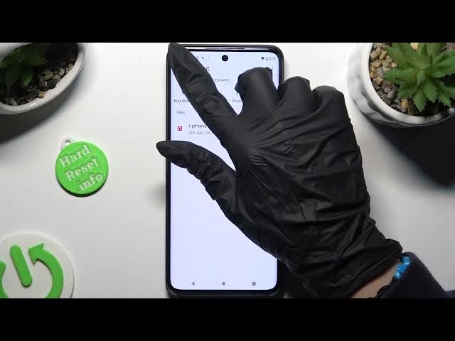 Video thumbnail for How to Add Audio, Music or Video Files To Text Message on MOTOROLA Edge 40 Neo