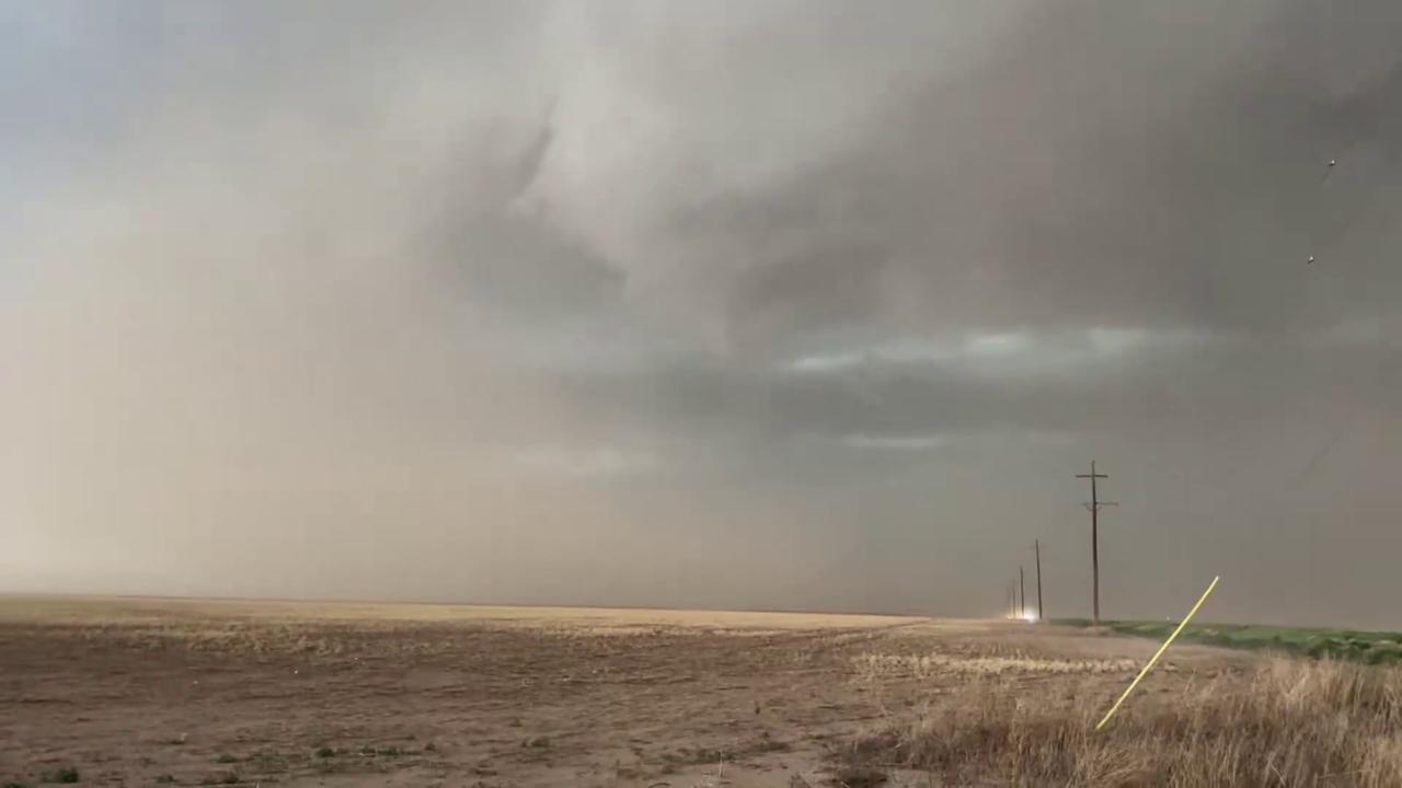 Video thumbnail for US: Severe Weather Brings Striking Gust Front to Oklahoma.