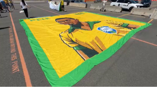 Video thumbnail for Fans arrive early at New York New Jersey Stadium ahead of FIFA World Cup match kickoff