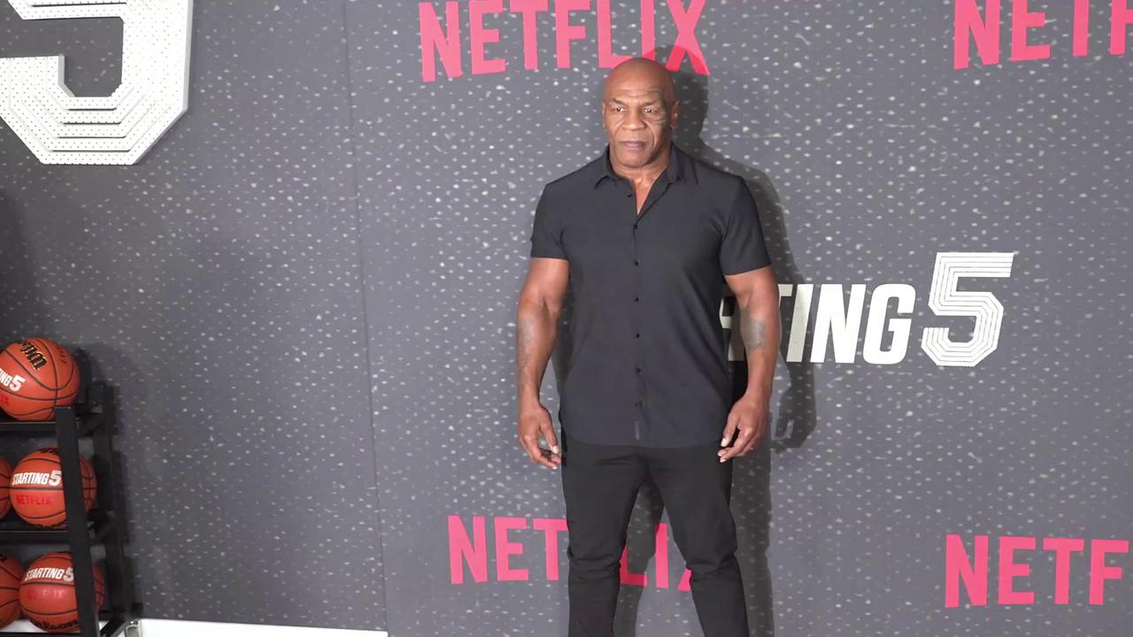 Video thumbnail for UNCAPTIONED: Mike Tyson sent President Trump a letter in support of Sean 'Diddy' Combs.