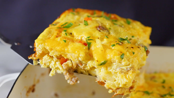 Video thumbnail for Cheesy Hashbrown Casserole