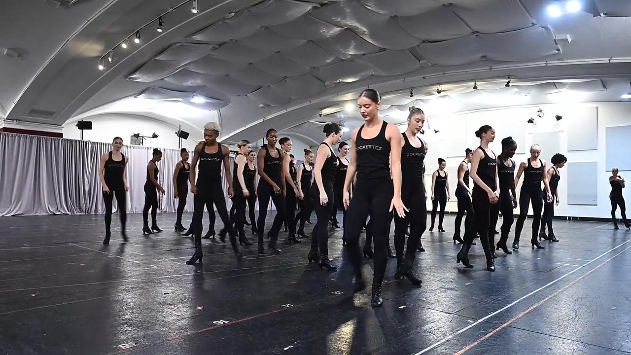 Video thumbnail for NY: The Rockettes Dance Rehearsal In NYC 3.