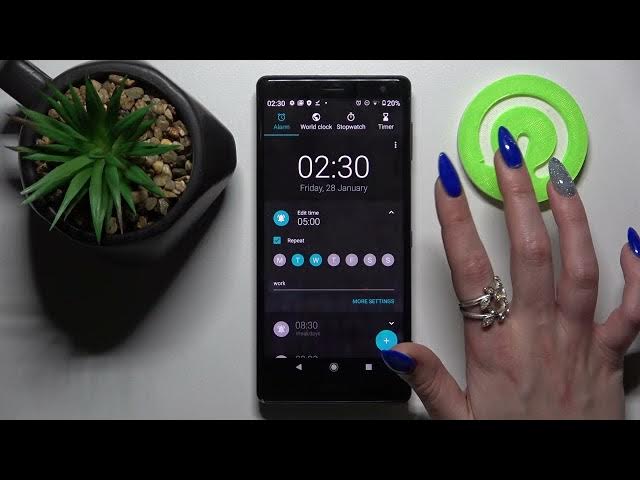 Video thumbnail for How to Set Up Alarm Clock on SONY Xperia XZ2