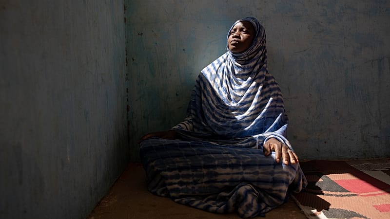 Video thumbnail for In Mauritania, Malian refugees hope to return home