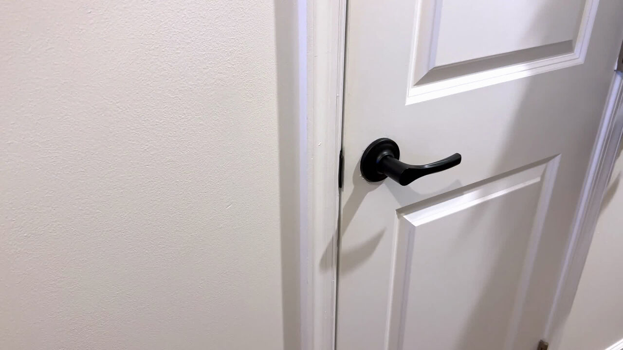 Video thumbnail for Put a shoe box on your entryway wall (this is GENIUS!)