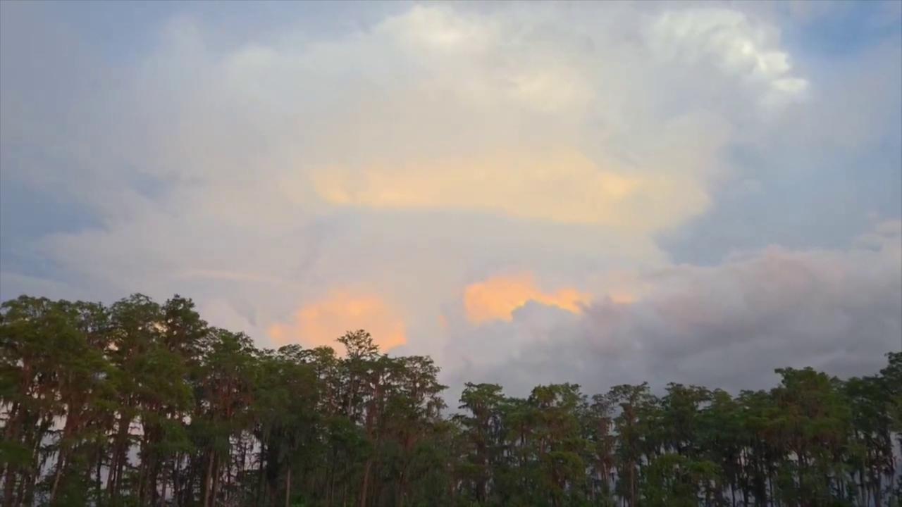 Video thumbnail for Florida: Shelf Cloud Hangs Over Four Corners VIDEO & IMAGES.