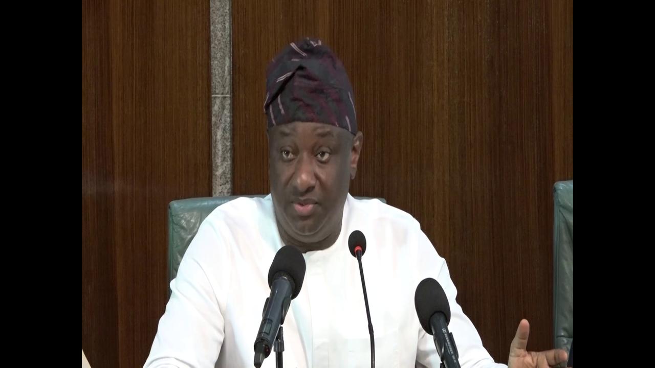 Video thumbnail for Nigeria: FG settles 20-year Bi-Courtney MM2 dispute, secures N132bn debt write-off.