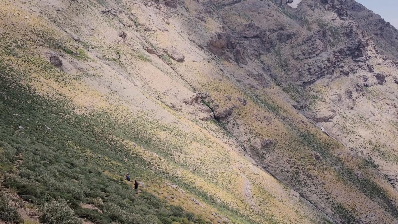 Video thumbnail for Iraq: Hiking in Sulaymaniyah and Erbil 8.