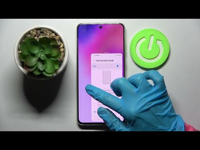 Video thumbnail for How to Enter One Handed Mode on SAMSUNG Galaxy S21 FE - Activate One Handed Mode