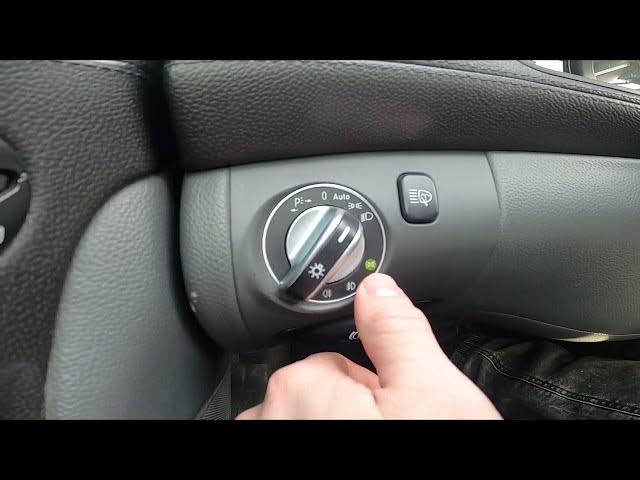 Video thumbnail for How to Enable or Disable Position Lights in Mercedes SL55 R230 ( 2001 – 2008 )