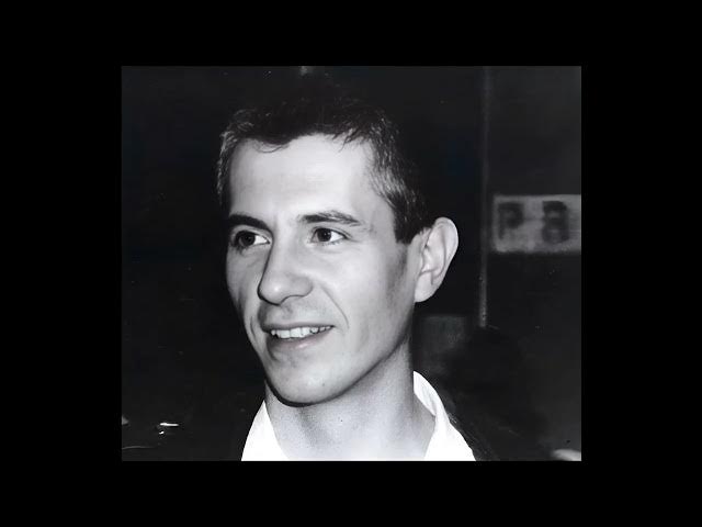 Video thumbnail for Milan Mladenović - portret kroz fotografije