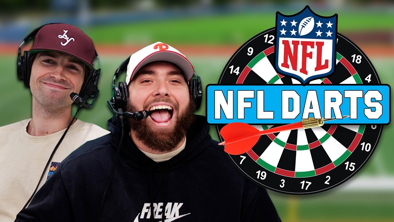 Video thumbnail for BLOCKING each other in NFL DARTS!