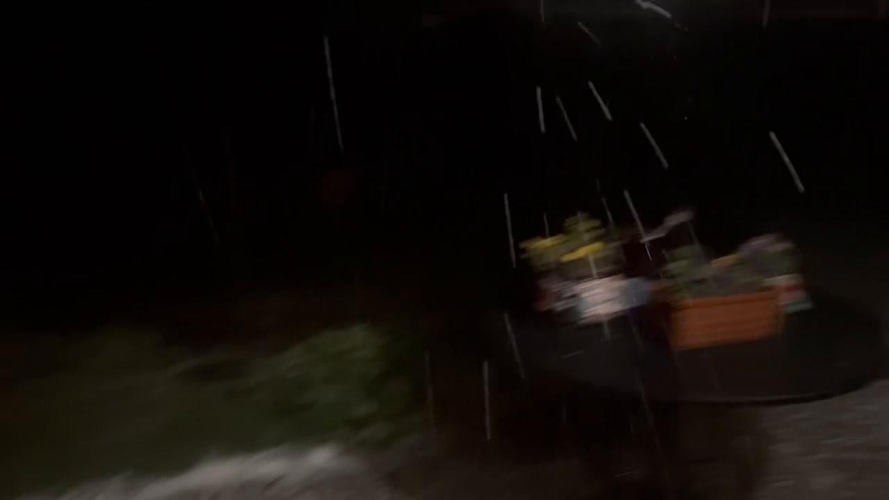 Video thumbnail for US: Severe Thunderstorm Brings Hail to Evergreen, CO.