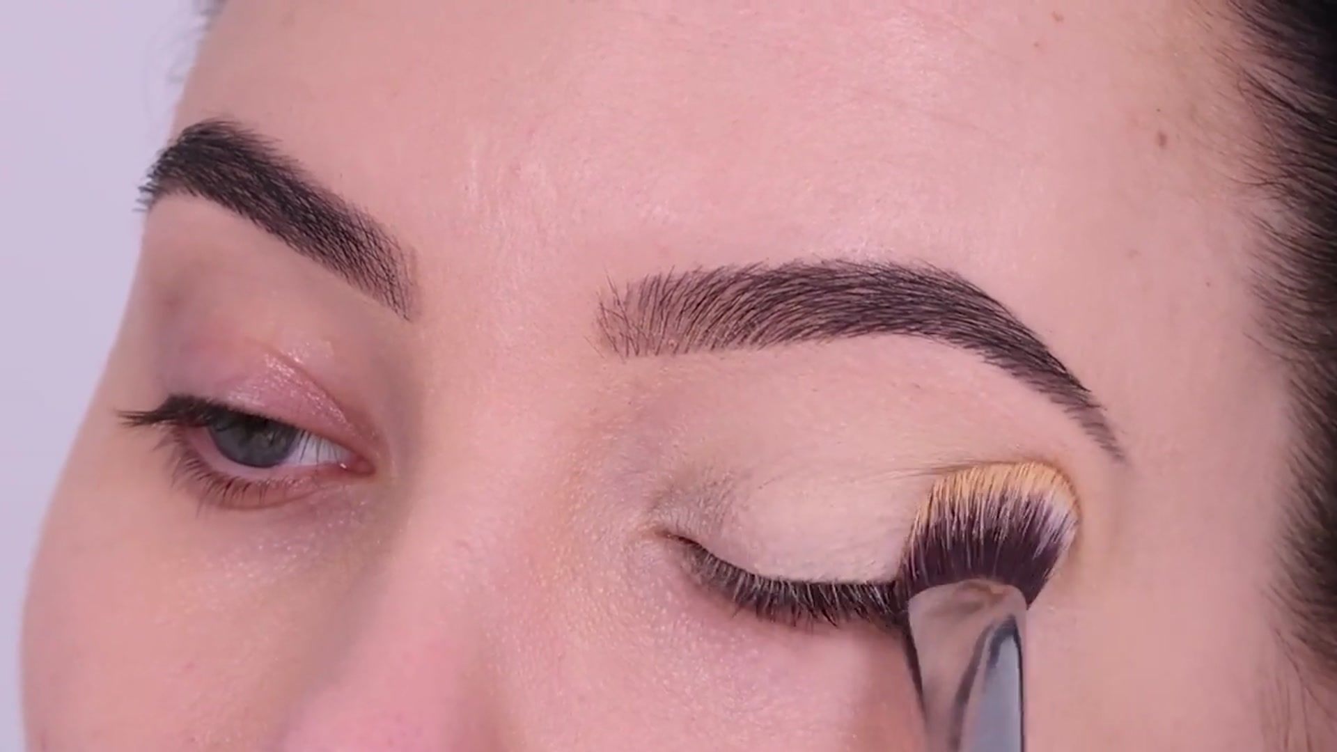 'Video thumbnail for HOW TO GLITTER SMOKEY EYES! Try This Look for The Holidays!'