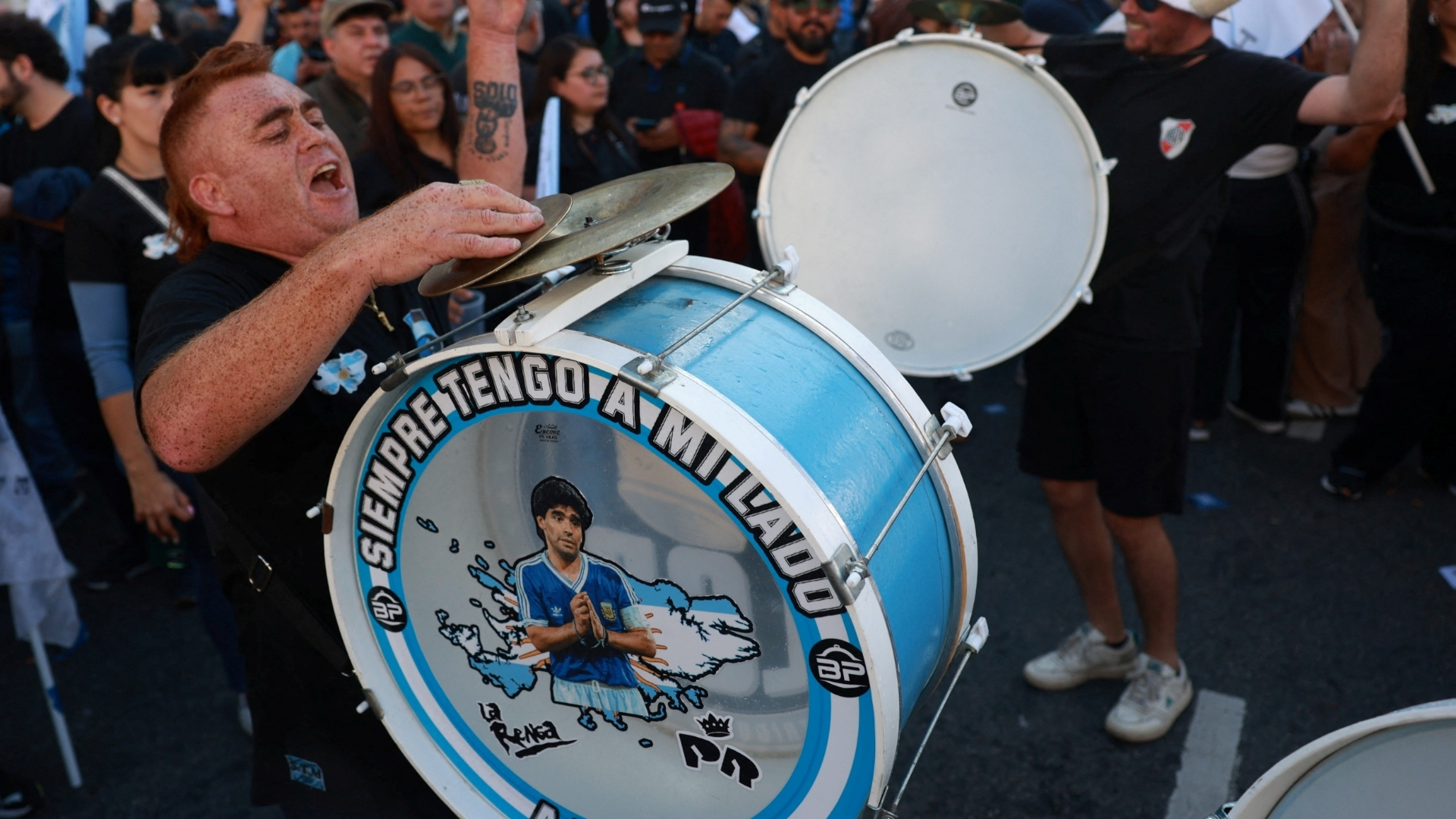 Video thumbnail for Argentina labour protests: Unions rally in Buenos Aires against Milei's reforms