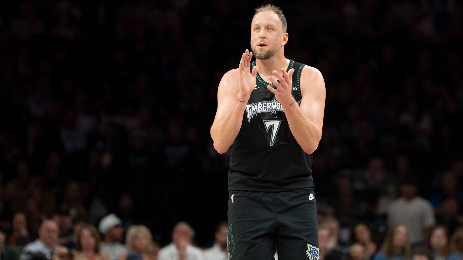 Video thumbnail for Joe Ingles Returns to NBL with Melbourne United's Squad