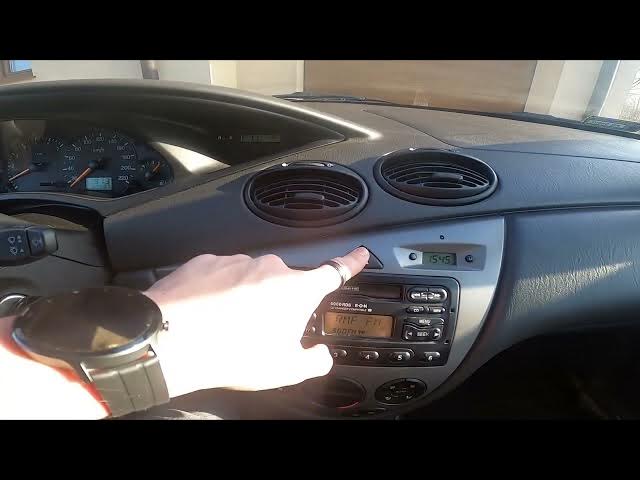 Video thumbnail for How to Enable or Disable Hazard Lights in Ford Focus MK1 ( 1998 – 2005 ) - Use Emergency Lights