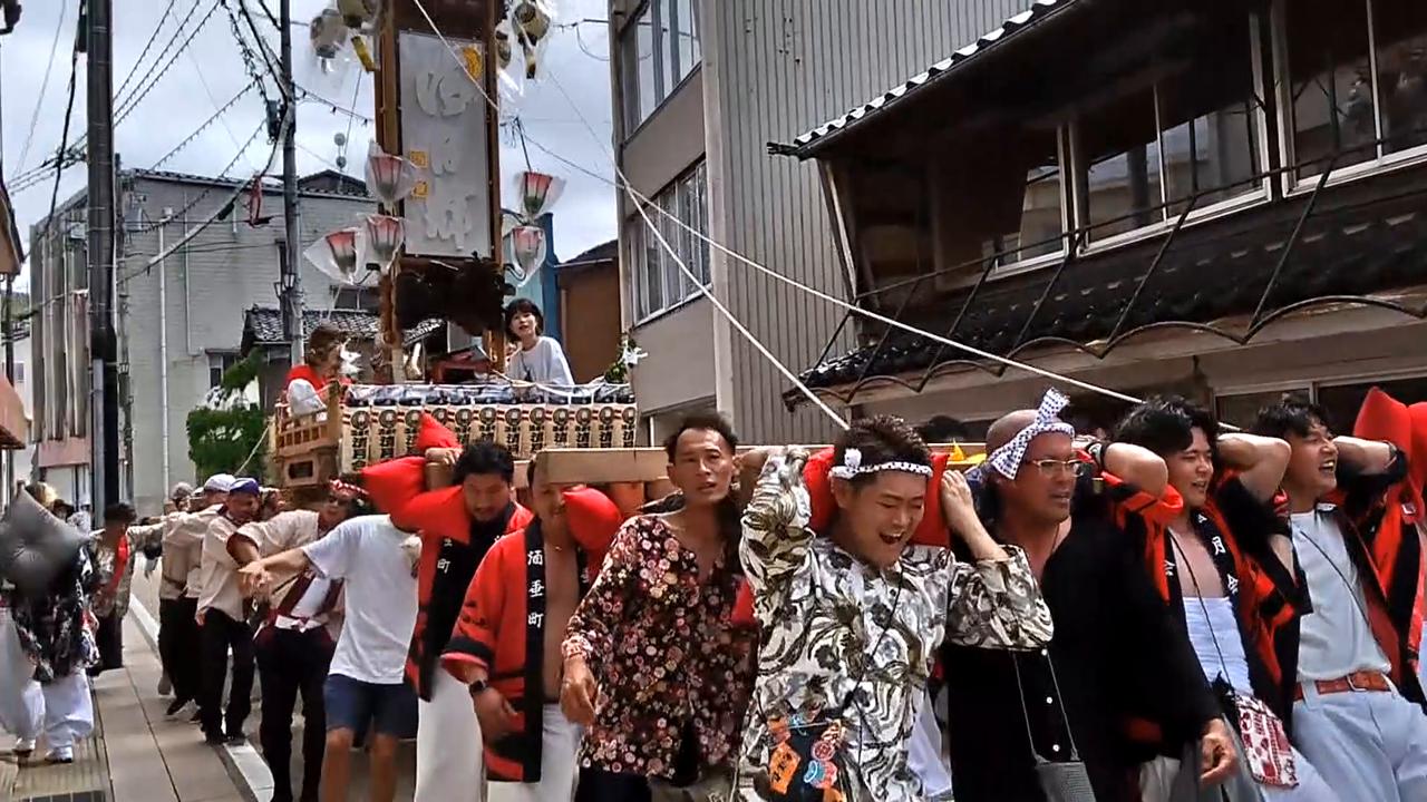 Video thumbnail for Japan: Lantern festival in central Japan town.